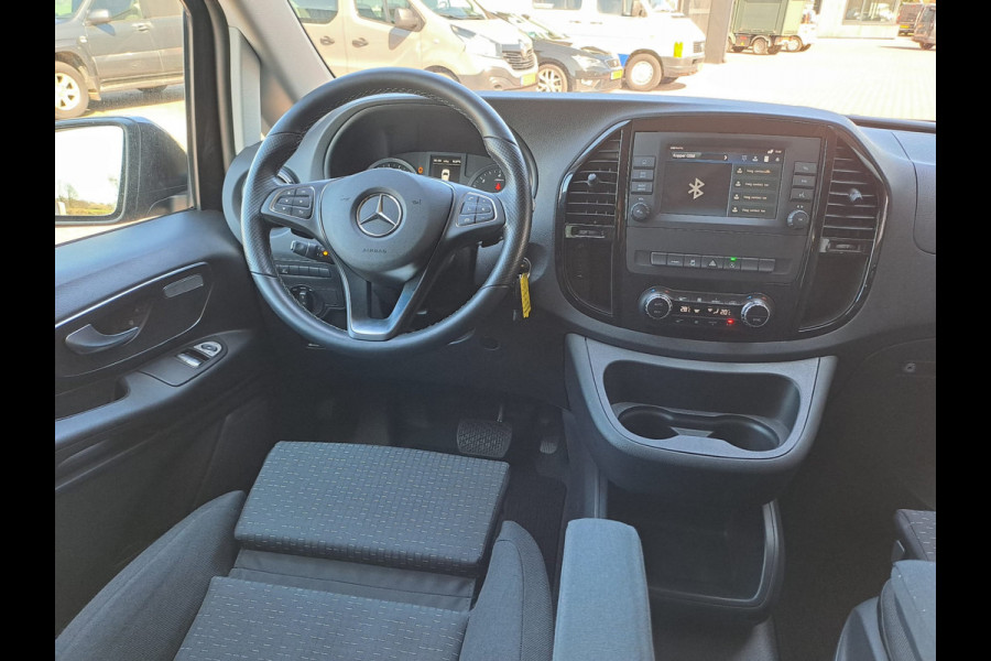 Mercedes-Benz Vito 116 CDI Lang DC Comfort | LED | Cruise | Schuifdeur links | Stoelverwarming | Navi | Camera | Lane Assist | All-seasons |