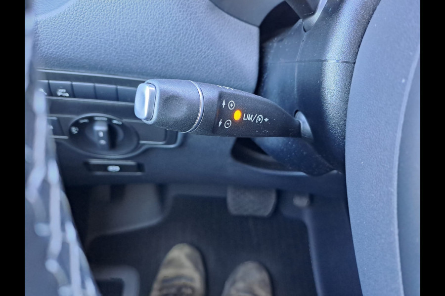Mercedes-Benz Vito 116 CDI Lang DC Comfort | LED | Cruise | Schuifdeur links | Stoelverwarming | Navi | Camera | Lane Assist | All-seasons |