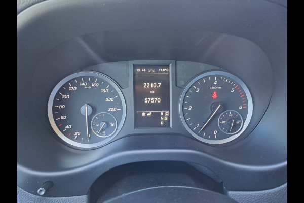 Mercedes-Benz Vito 116 CDI Lang DC Comfort | LED | Cruise | Schuifdeur links | Stoelverwarming | Navi | Camera | Lane Assist | All-seasons |