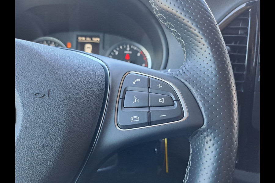Mercedes-Benz Vito 116 CDI Lang DC Comfort | LED | Cruise | Schuifdeur links | Stoelverwarming | Navi | Camera | Lane Assist | All-seasons |