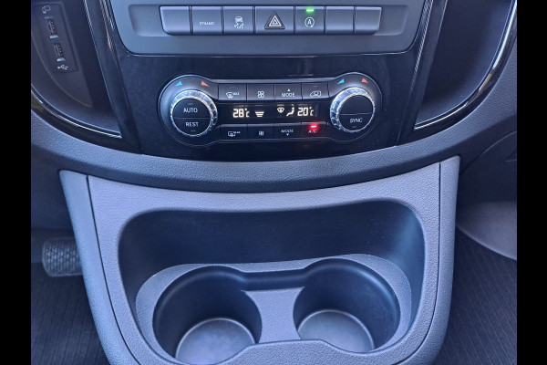 Mercedes-Benz Vito 116 CDI Lang DC Comfort | LED | Cruise | Schuifdeur links | Stoelverwarming | Navi | Camera | Lane Assist | All-seasons |
