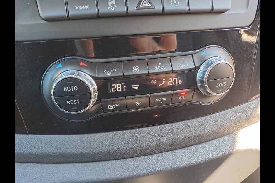 Mercedes-Benz Vito 116 CDI Lang DC Comfort | LED | Cruise | Schuifdeur links | Stoelverwarming | Navi | Camera | Lane Assist | All-seasons |