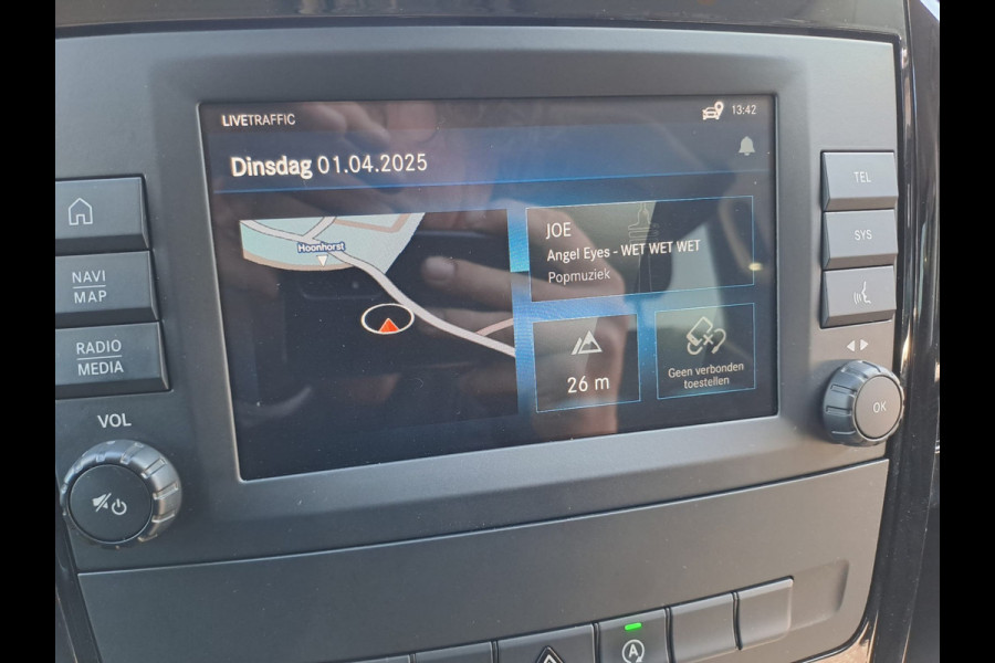 Mercedes-Benz Vito 116 CDI Lang DC Comfort | LED | Cruise | Schuifdeur links | Stoelverwarming | Navi | Camera | Lane Assist | All-seasons |