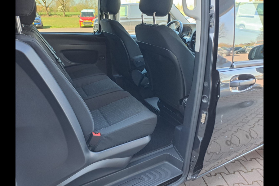 Mercedes-Benz Vito 116 CDI Lang DC Comfort | LED | Cruise | Schuifdeur links | Stoelverwarming | Navi | Camera | Lane Assist | All-seasons |