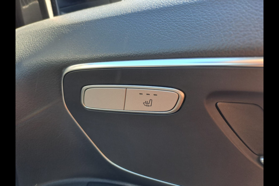 Mercedes-Benz Vito 116 CDI Lang DC Comfort | LED | Cruise | Schuifdeur links | Stoelverwarming | Navi | Camera | Lane Assist | All-seasons |