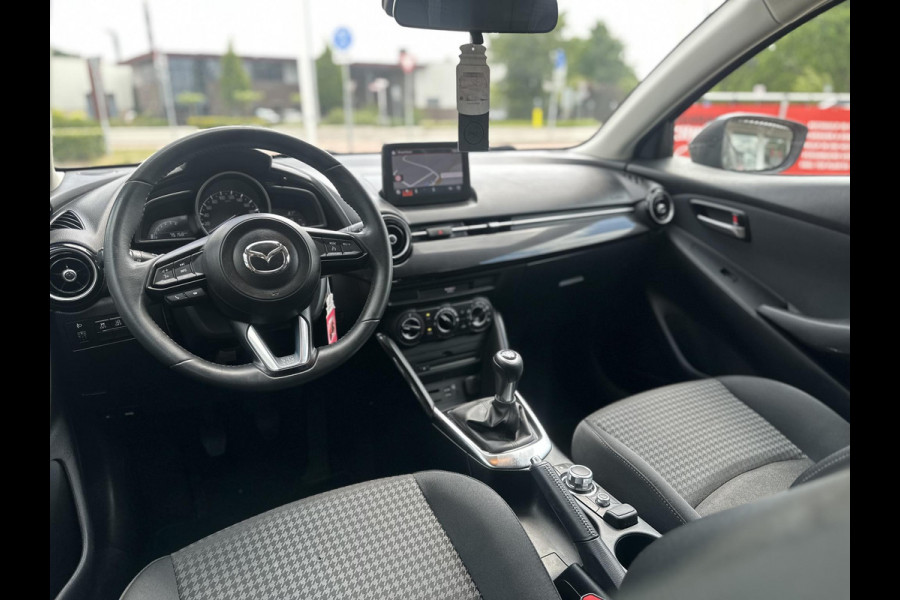 Mazda 2 1.5 Skyactiv-G Sport Selected | CRUISE CONTROL | ACHTERUITRIJ CAMERA | NAVIGATIE SYSTEEM |