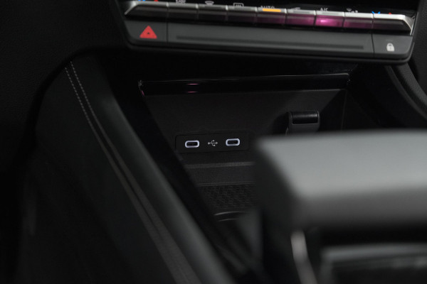 Renault Austral 1.2 E-Tech full hybrid 200 techno | Panoramadak | 360 Camera | Dodehoekdetectie | Apple Carplay
