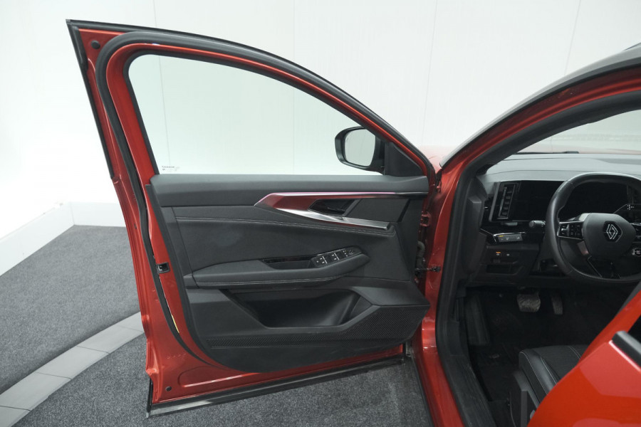 Renault Austral 1.2 E-Tech full hybrid 200 techno | Panoramadak | 360 Camera | Dodehoekdetectie | Apple Carplay