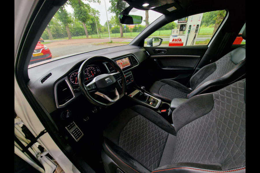 Seat Ateca 1.5 TSI FR Business Intense 150PK|Trekhaak 1800KG|Carplay|LED|Clima|Cruise|Sportstoelen|