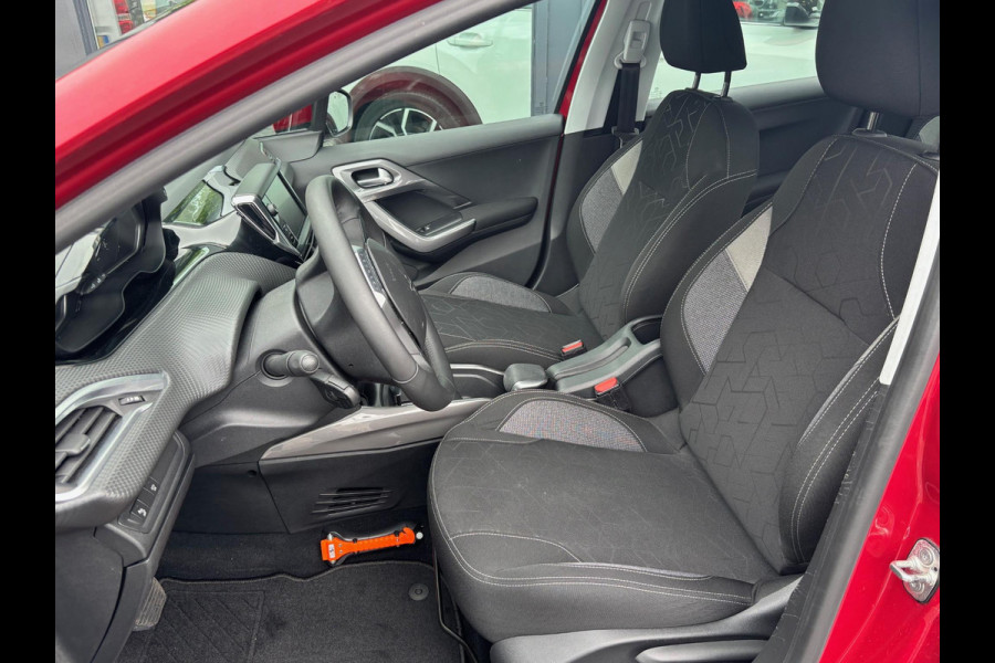 Peugeot 2008 1.2 PureTech Blue Lion vol automaat! | Rijklaar geleverd incl 12 maanden BOVAG garantie! |