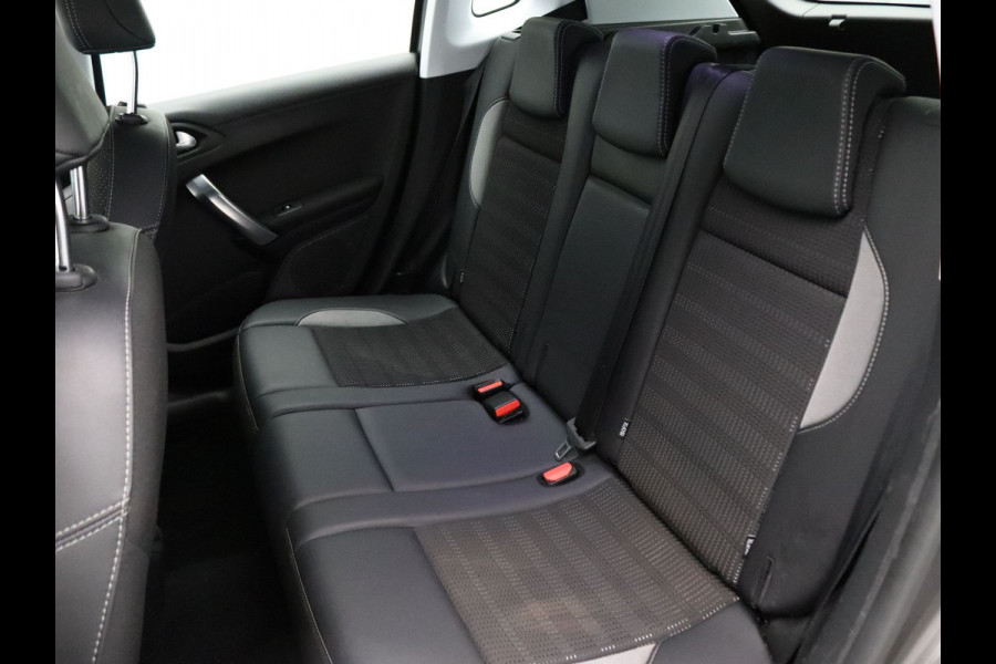 Peugeot 2008 1.2 PureTech Blue Lease Allure Camera | Climate | Navi | Trekhaak
