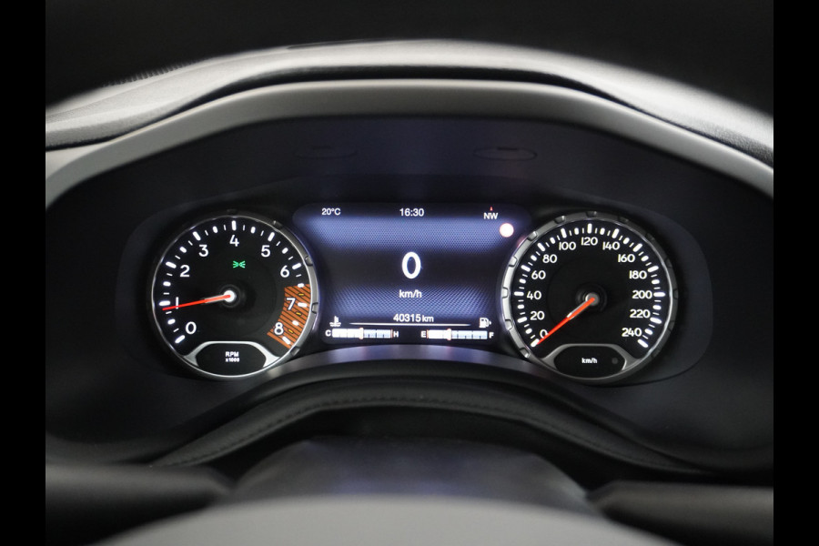 Jeep Renegade T120pk Navi Camera Apple Carplay Android Auto Achteruitrij-Assist Dodehoek-detectie Park-Assist PDC-A+V 19" DAB U-Connect Live 8 Regen-Lichtsensor Led Blindspot monitoring Lane Assist Dim.Binnenspiegel Lmv Privacy Glas Bluetooth Super compleet Slechts 1.295kg in gewicht zorgt voor een laag verbruik en dito kosten!
