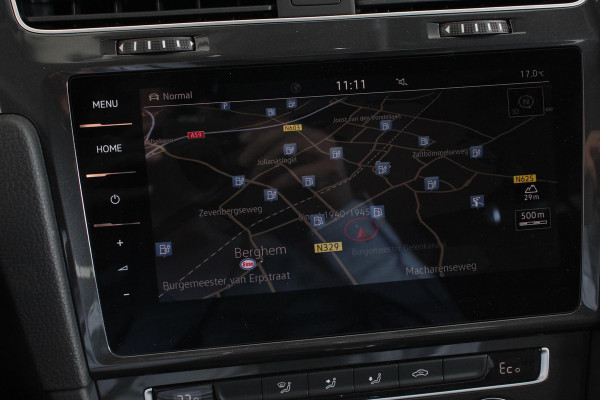 Volkswagen e-Golf € 2000,- subsidie mogelijk ! | Navigatie | Climate control | Virtual cockpit | Parkeersensoren V+A | DAB+ | Adaptive Cruise Control | 17"Lichtmetalen velgen