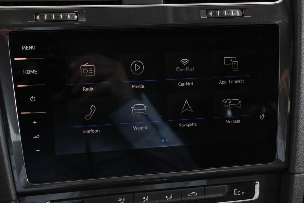 Volkswagen e-Golf € 2000,- subsidie mogelijk ! | Navigatie | Climate control | Virtual cockpit | Parkeersensoren V+A | DAB+ | Adaptive Cruise Control | 17"Lichtmetalen velgen