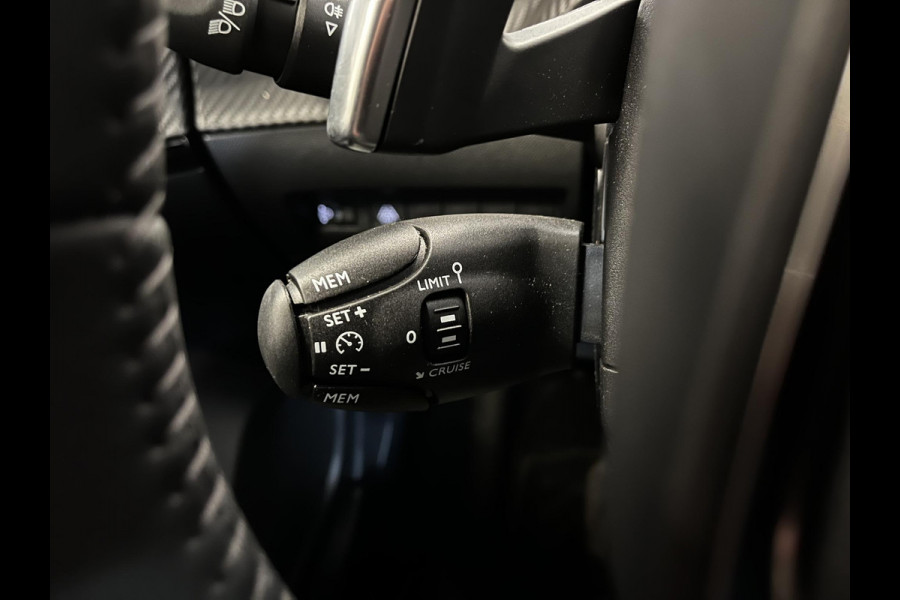 Peugeot 2008 1.2 130pk Aut-8 PureTech Active Pack Navi Cruise Control Airco PDC VA+ Camera