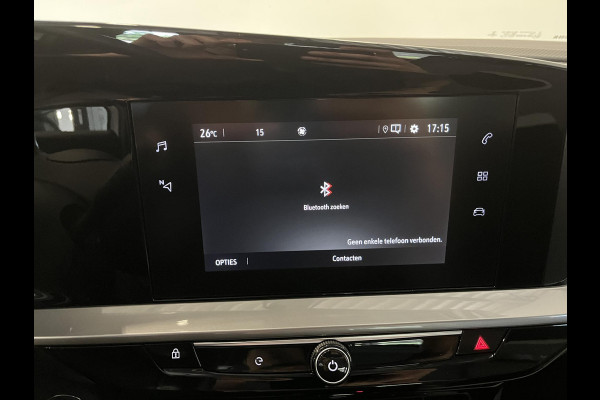 Opel Mokka-e Elegance 50-kWh 11kw bl. Climate Control Cruise control LED Parkeersensoren + Achteruitrijcamera Voorstoelen verwarmd Apple Carplay/ Android Auto