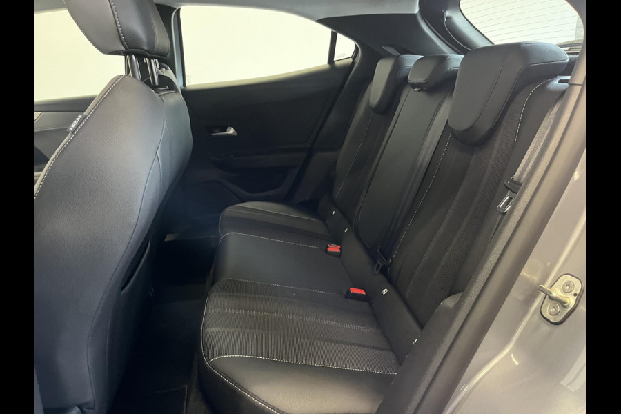 Opel Mokka-e Elegance 50-kWh 11kw bl. Climate Control Cruise control LED Parkeersensoren + Achteruitrijcamera Voorstoelen verwarmd Apple Carplay/ Android Auto