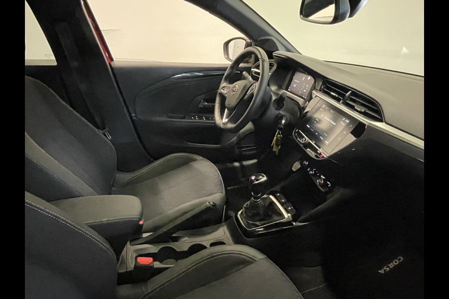 Opel Corsa 1.2 Turbo 100pk Elegance Sky Climate control Cruise control LED Panoramadak Stuurverwarming Stoelverwarming 360 camera Apple Carplay/ Android Auto