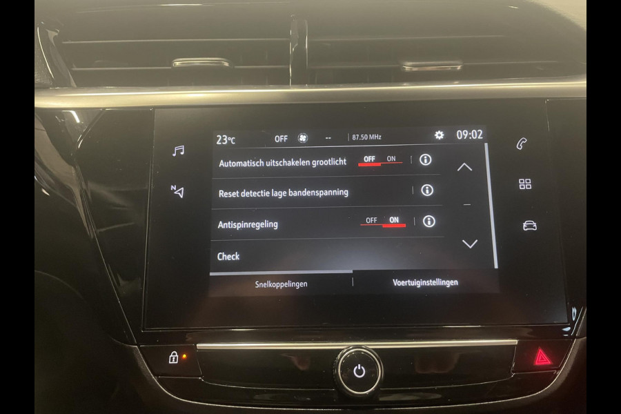 Opel Corsa 1.2 Turbo 100pk Elegance Sky Climate control Cruise control LED Panoramadak Stuurverwarming Stoelverwarming 360 camera Apple Carplay/ Android Auto