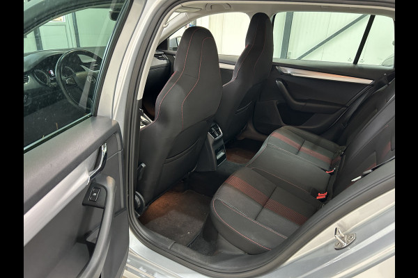 Škoda Octavia Combi 1.0 TSI Style Sportline int.