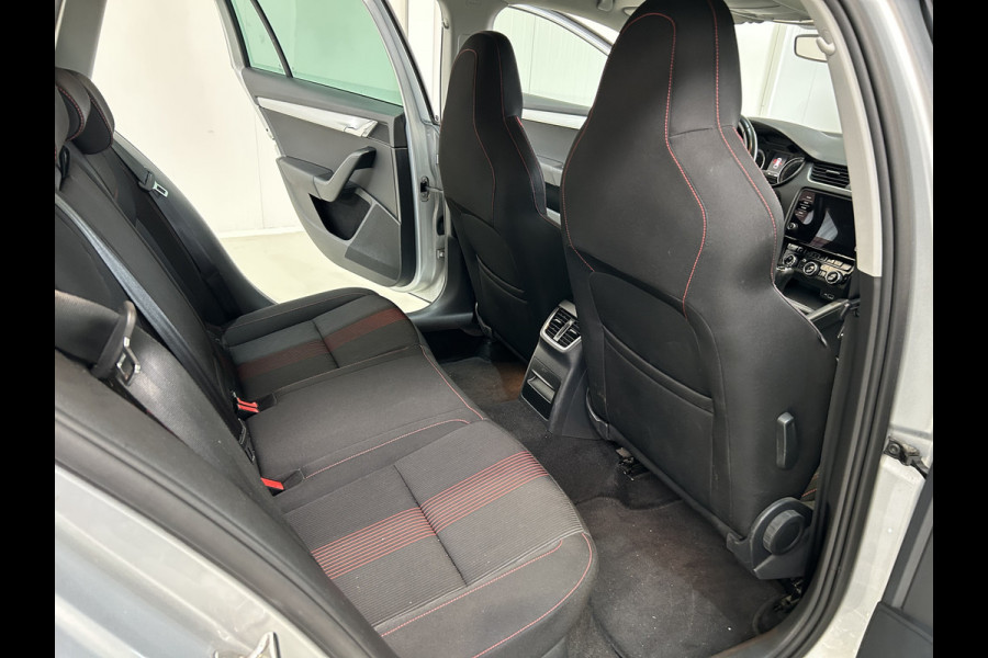 Škoda Octavia Combi 1.0 TSI Style Sportline int.