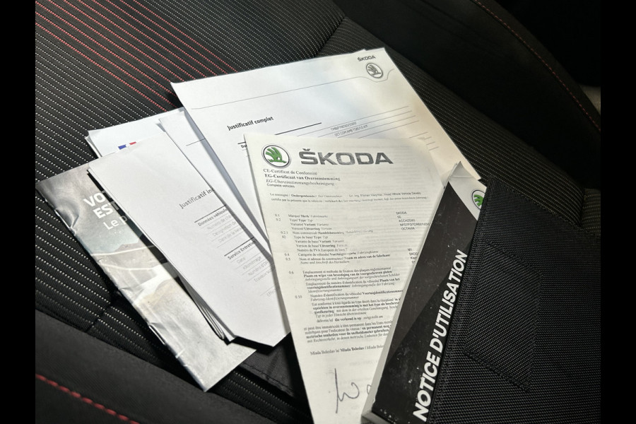 Škoda Octavia Combi 1.0 TSI Style Sportline int.
