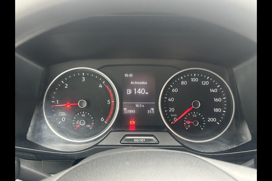 Volkswagen Crafter 35 2.0 TDI L3H3*A/C*CRUISE*3000KG HAAK*