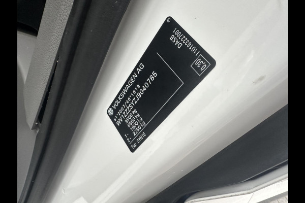 Volkswagen Crafter 35 2.0 TDI L3H3*A/C*CRUISE*3000KG HAAK*