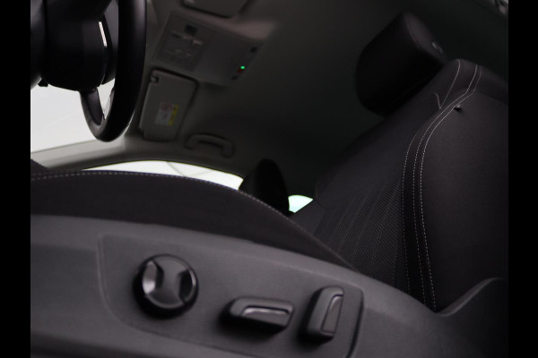 Škoda Superb 1.4 TSI iV Style | Trekhaak | Stoel & achterbankverwarming | Camera | Memory | Carplay | Park Assist | Virtual Cockpit | Navigatie