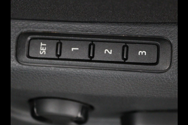 Škoda Superb 1.4 TSI iV Style | Trekhaak | Stoel & achterbankverwarming | Camera | Memory | Carplay | Park Assist | Virtual Cockpit | Navigatie