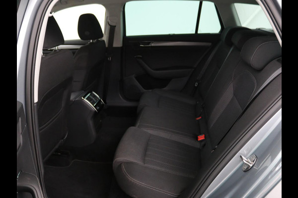Škoda Superb 1.4 TSI iV Style | Trekhaak | Stoel & achterbankverwarming | Camera | Memory | Carplay | Park Assist | Virtual Cockpit | Navigatie
