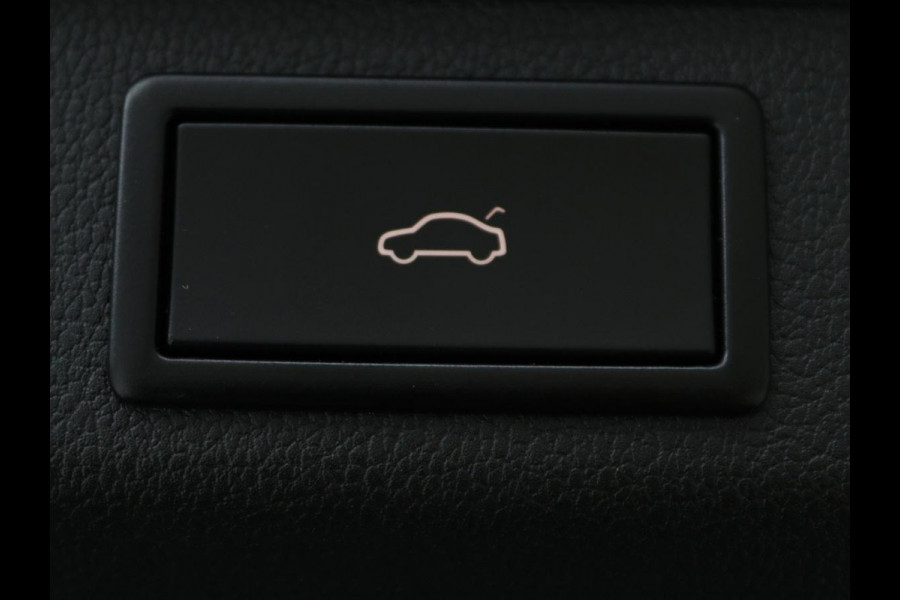 Škoda Superb 1.4 TSI iV Style | Trekhaak | Stoel & achterbankverwarming | Camera | Memory | Carplay | Park Assist | Virtual Cockpit | Navigatie