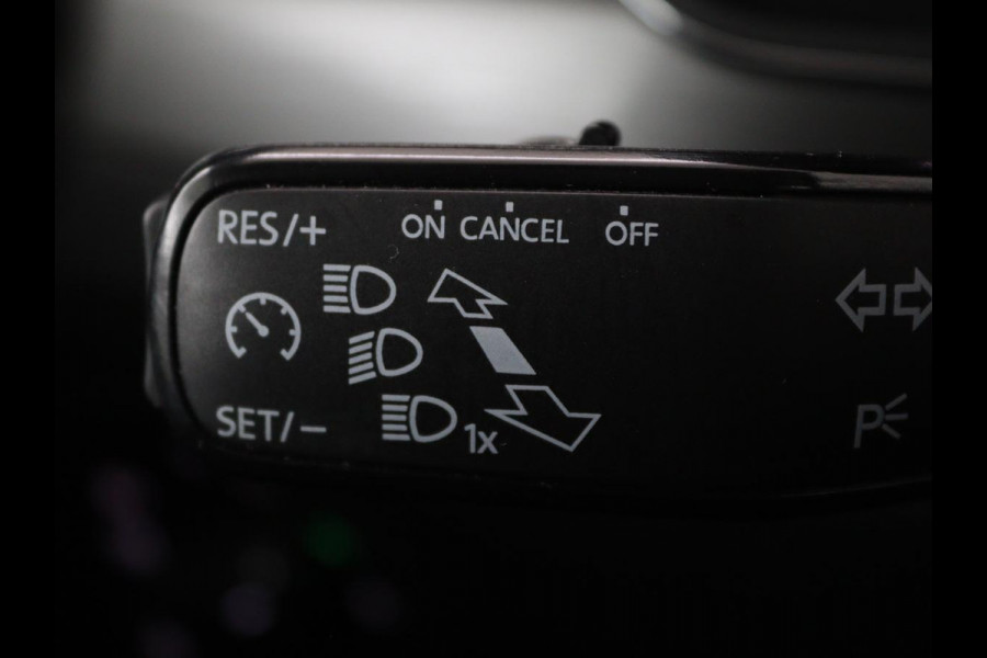 Škoda Superb 1.4 TSI iV Style | Trekhaak | Stoel & achterbankverwarming | Camera | Memory | Carplay | Park Assist | Virtual Cockpit | Navigatie