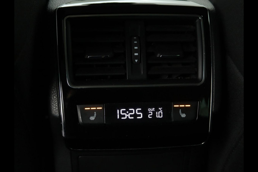 Škoda Superb 1.4 TSI iV Style | Trekhaak | Stoel & achterbankverwarming | Camera | Memory | Carplay | Park Assist | Virtual Cockpit | Navigatie