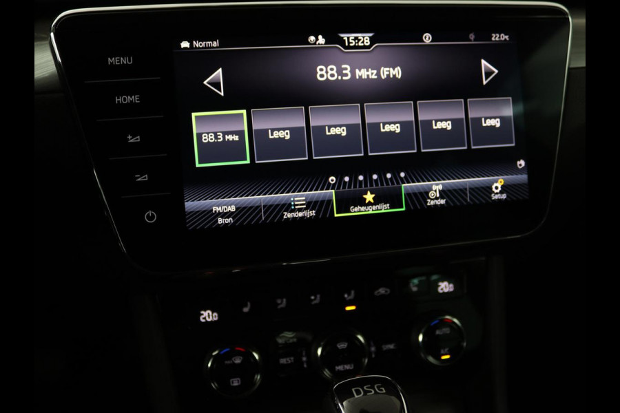 Škoda Superb 1.4 TSI iV Style | Trekhaak | Stoel & achterbankverwarming | Camera | Memory | Carplay | Park Assist | Virtual Cockpit | Navigatie
