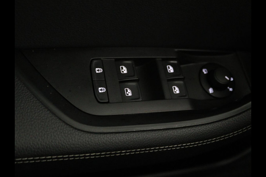 Škoda Superb 1.4 TSI iV Style | Trekhaak | Stoel & achterbankverwarming | Camera | Memory | Carplay | Park Assist | Virtual Cockpit | Navigatie