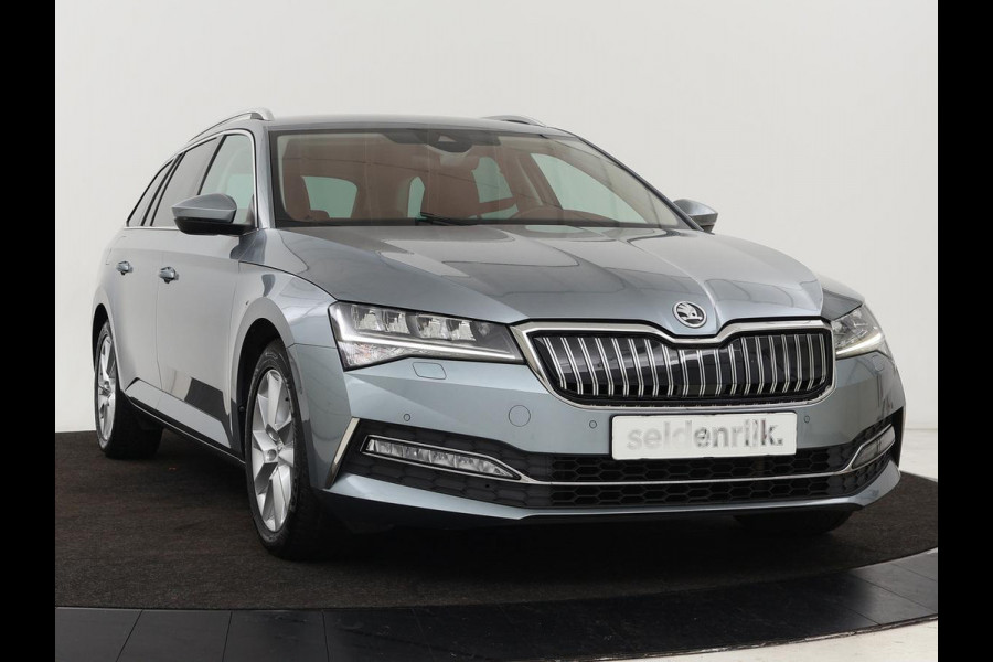 Škoda Superb 1.4 TSI iV Style | Trekhaak | Stoel & achterbankverwarming | Camera | Memory | Carplay | Park Assist | Virtual Cockpit | Navigatie