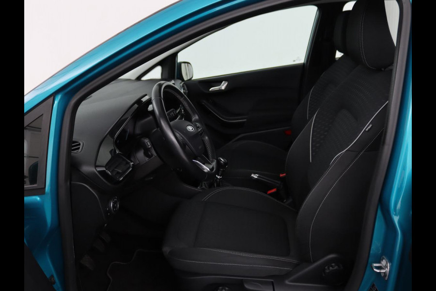 Ford Fiesta 1.0 EcoBoost Titanium | 54.100km NAP | Camera | Carplay | Adaptive cruise | B&O Sound | Verwarmde voorruit | Park Assist | Climate control