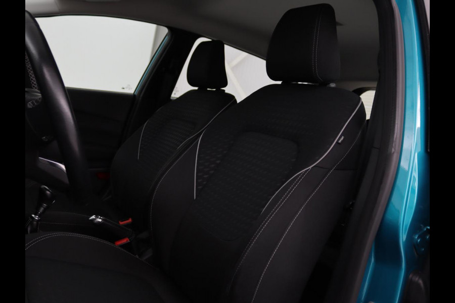 Ford Fiesta 1.0 EcoBoost Titanium | 54.100km NAP | Camera | Carplay | Adaptive cruise | B&O Sound | Verwarmde voorruit | Park Assist | Climate control