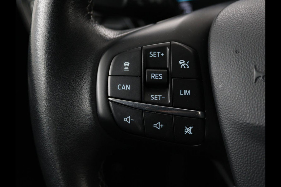 Ford Fiesta 1.0 EcoBoost Titanium | 54.100km NAP | Camera | Carplay | Adaptive cruise | B&O Sound | Verwarmde voorruit | Park Assist | Climate control