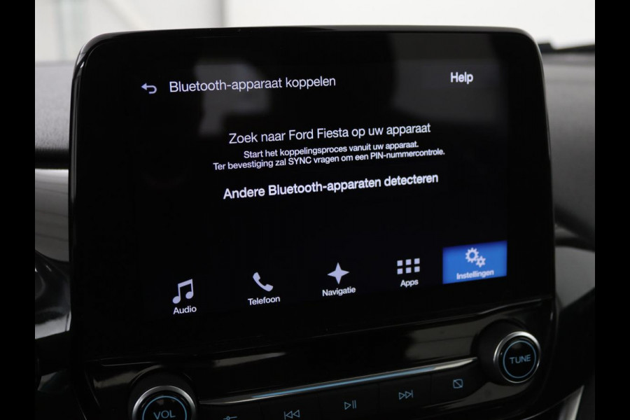 Ford Fiesta 1.0 EcoBoost Titanium | 54.100km NAP | Camera | Carplay | Adaptive cruise | B&O Sound | Verwarmde voorruit | Park Assist | Climate control