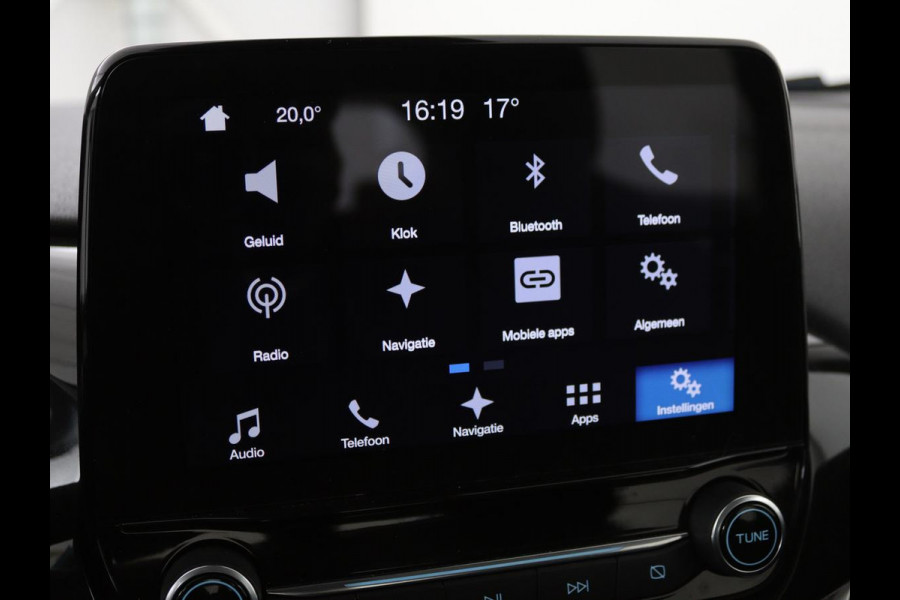 Ford Fiesta 1.0 EcoBoost Titanium | 54.100km NAP | Camera | Carplay | Adaptive cruise | B&O Sound | Verwarmde voorruit | Park Assist | Climate control