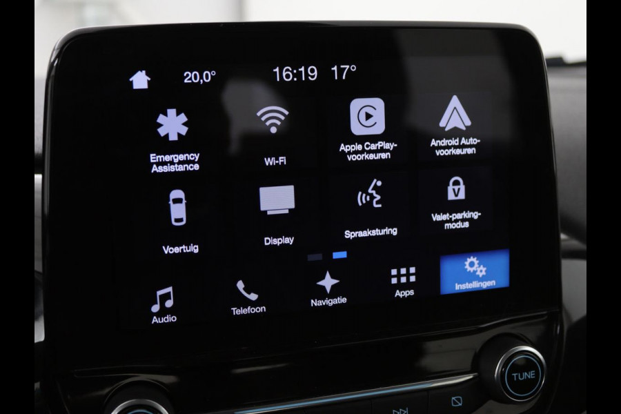 Ford Fiesta 1.0 EcoBoost Titanium | 54.100km NAP | Camera | Carplay | Adaptive cruise | B&O Sound | Verwarmde voorruit | Park Assist | Climate control