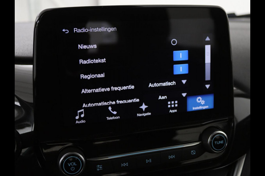 Ford Fiesta 1.0 EcoBoost Titanium | 54.100km NAP | Camera | Carplay | Adaptive cruise | B&O Sound | Verwarmde voorruit | Park Assist | Climate control