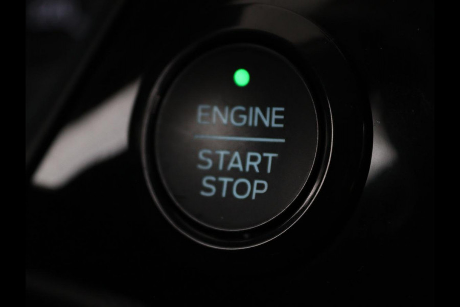 Ford Fiesta 1.0 EcoBoost Titanium | 54.100km NAP | Camera | Carplay | Adaptive cruise | B&O Sound | Verwarmde voorruit | Park Assist | Climate control