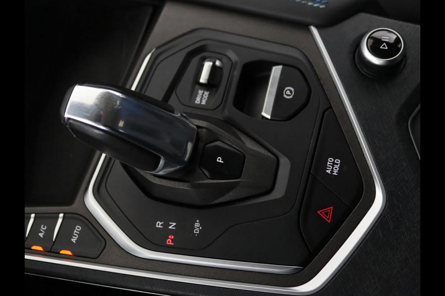 Lynk & Co 01 1.5 Plug In | Panoramadak | Infinity by Harman | 360 camera | Adaptive cruise | Stoelverwarming | Carplay | Memory | Full LED