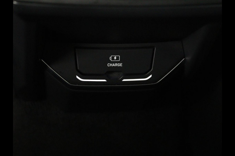 Lynk & Co 01 1.5 Plug In | Panoramadak | Infinity by Harman | 360 camera | Adaptive cruise | Stoelverwarming | Carplay | Memory | Full LED