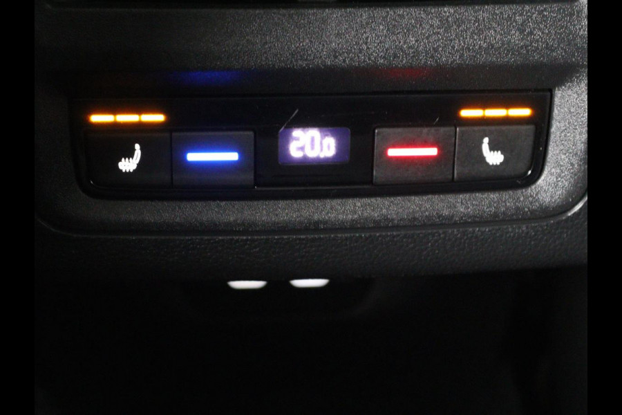 Volkswagen Golf 1.4 eHybrid Style | Stoel & stuurverwarming | Massage | Carplay | Memory | Achterbankverwarming | Adaptive cruise | Park Assist | Sfeerverlichting | Navigatie | Full LED | PHEV
