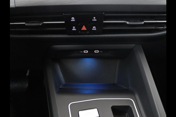 Volkswagen Golf 1.4 eHybrid Style | Stoel & stuurverwarming | Massage | Carplay | Memory | Achterbankverwarming | Adaptive cruise | Park Assist | Sfeerverlichting | Navigatie | Full LED | PHEV