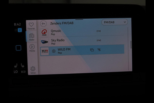 Volkswagen Golf 1.4 eHybrid Style | Stoel & stuurverwarming | Massage | Carplay | Memory | Achterbankverwarming | Adaptive cruise | Park Assist | Sfeerverlichting | Navigatie | Full LED | PHEV
